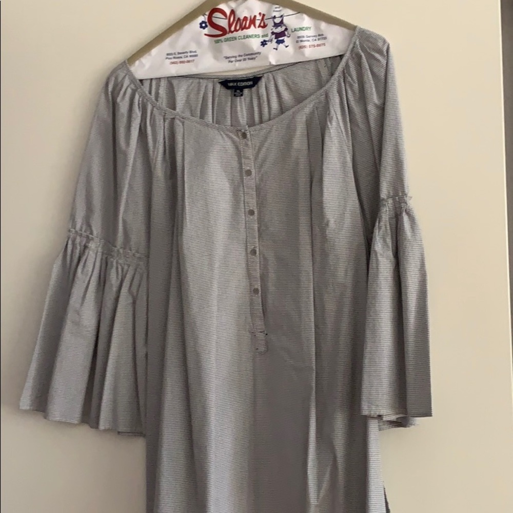 Light blue and cream